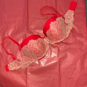 Victoria’s Secret dream angels very sexy bra